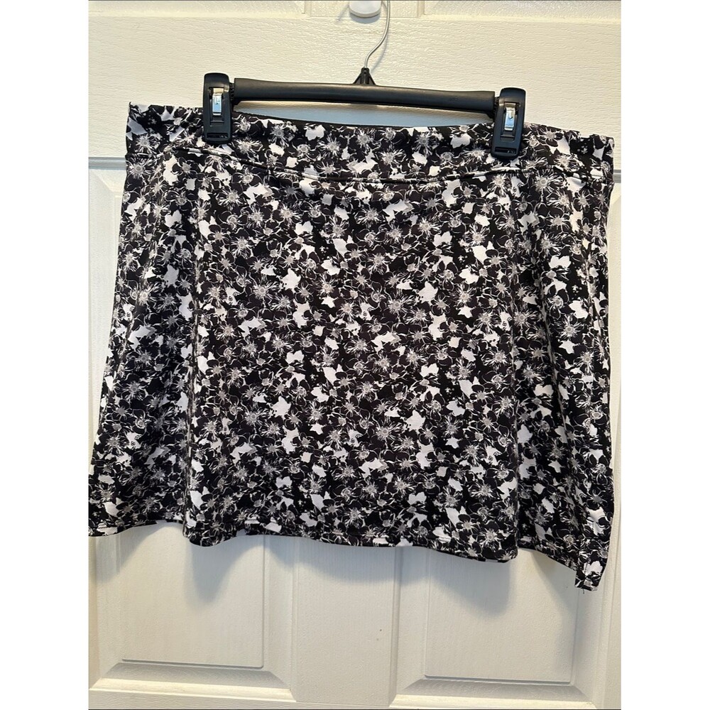 Tranquility Knit Mini Skirt Built in shorts Size XL Tennis Pickleball Hiking XL
